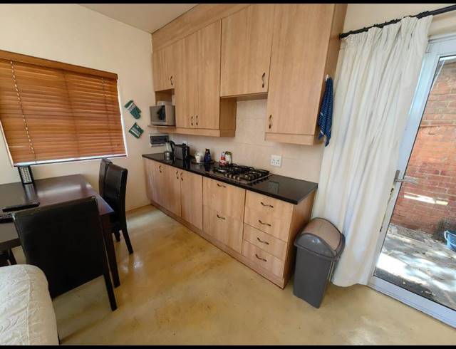 2 BEDROOM PROPERTY TO RENT IN BROOKLYN